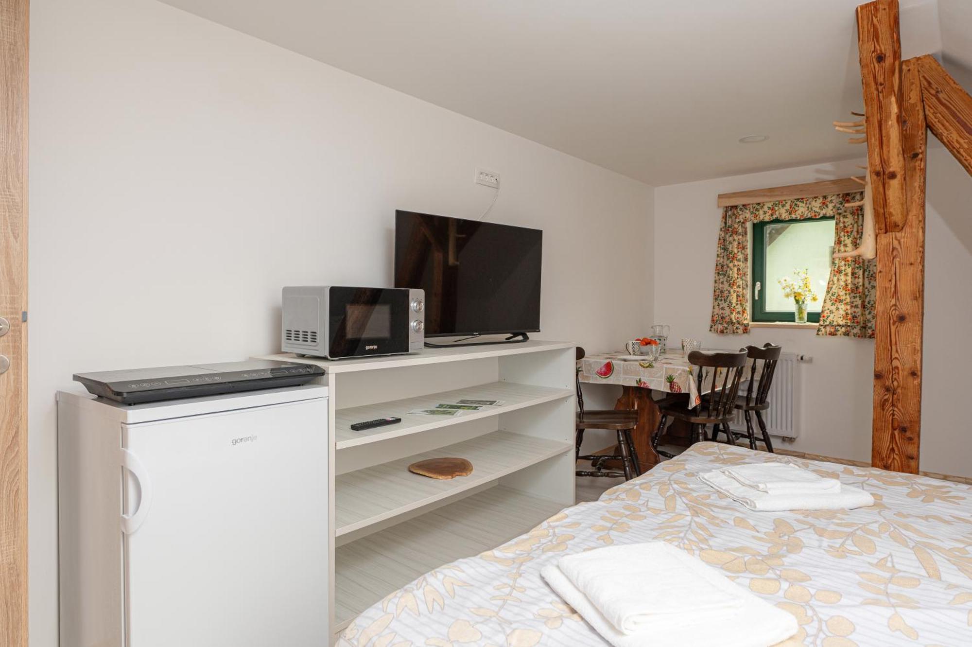 Zelena Hisa Pri Bjov Apartment Bohinjska Bela Exterior photo